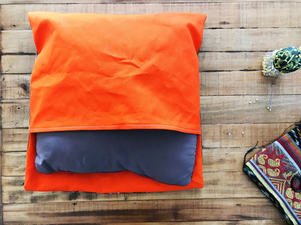 Envelope Style Pillow DIY